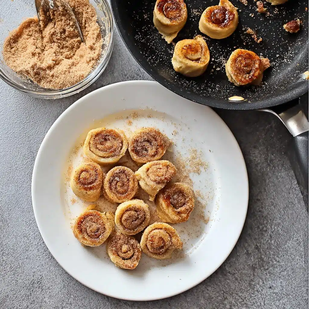 Keto Cinnamon Cream Cheese Bites Recipe - Recipe Image