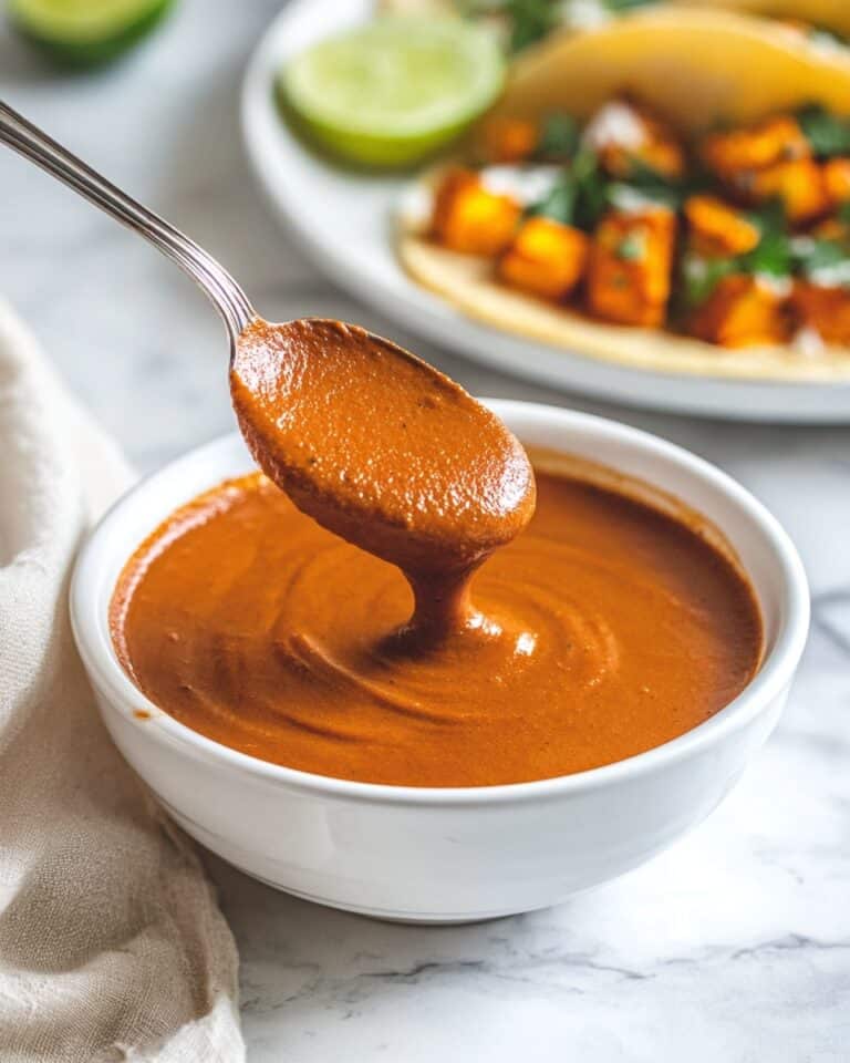 Creamy Chipotle Garlic Sauce with Sour Cream Recipe